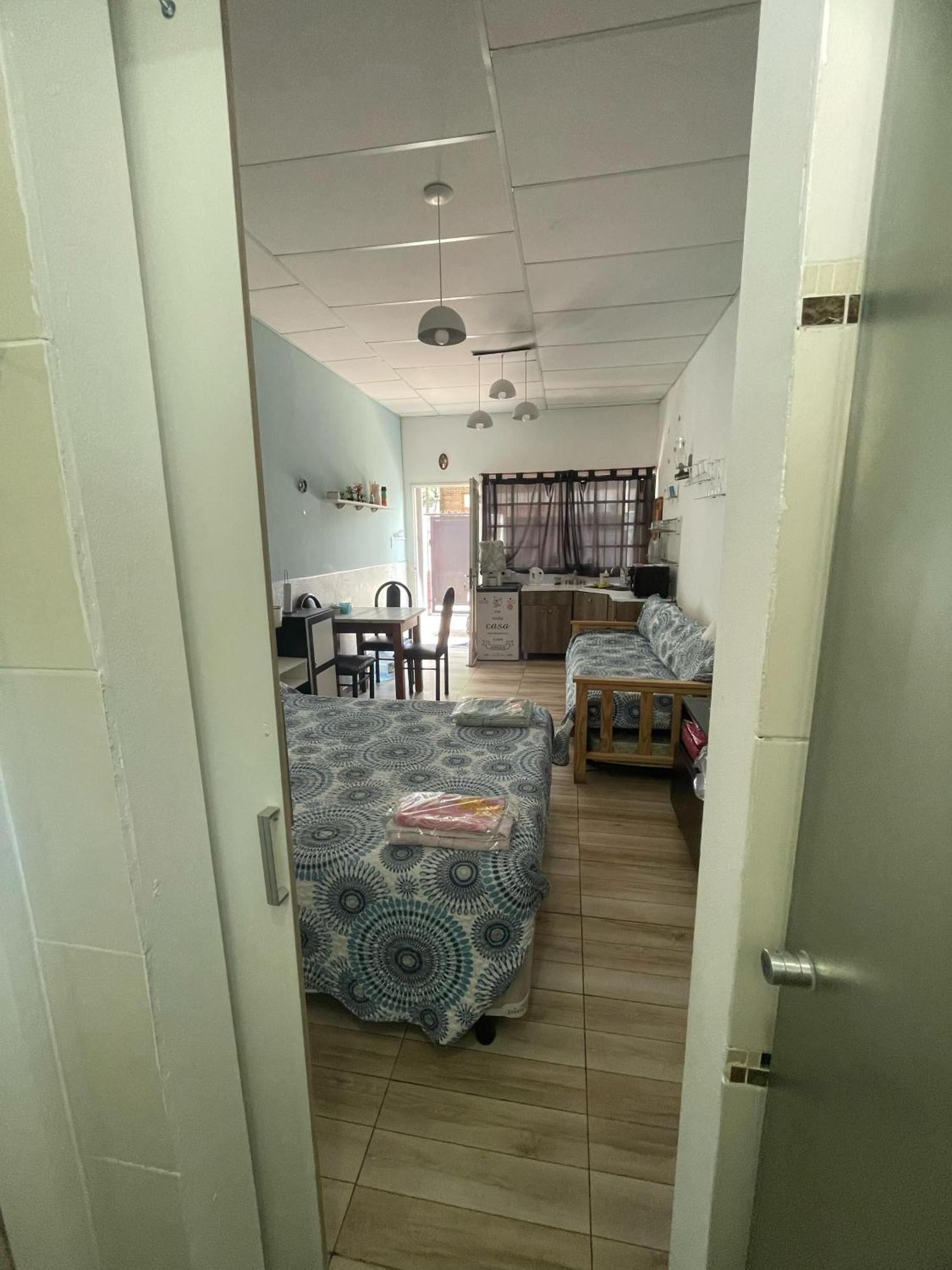 Ezeiza 2 Monoambiente Privado A 15 Minutos Del Aeropuerto Opcional Tranfer Desde Y Hacia El Aeropuerto De Ezeiza Las 24 Horas Pet Friendly Exterior foto